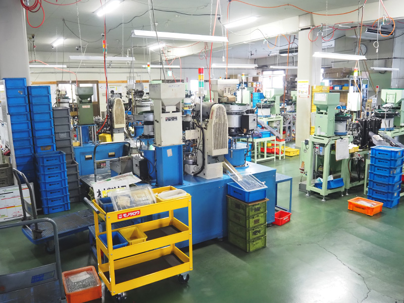材料搬入から加工、検査、出荷までの全ての工程を一貫して行うワンストップサービス体制